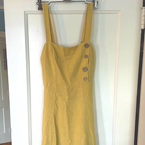 Cream yellow dress with wooden buttons